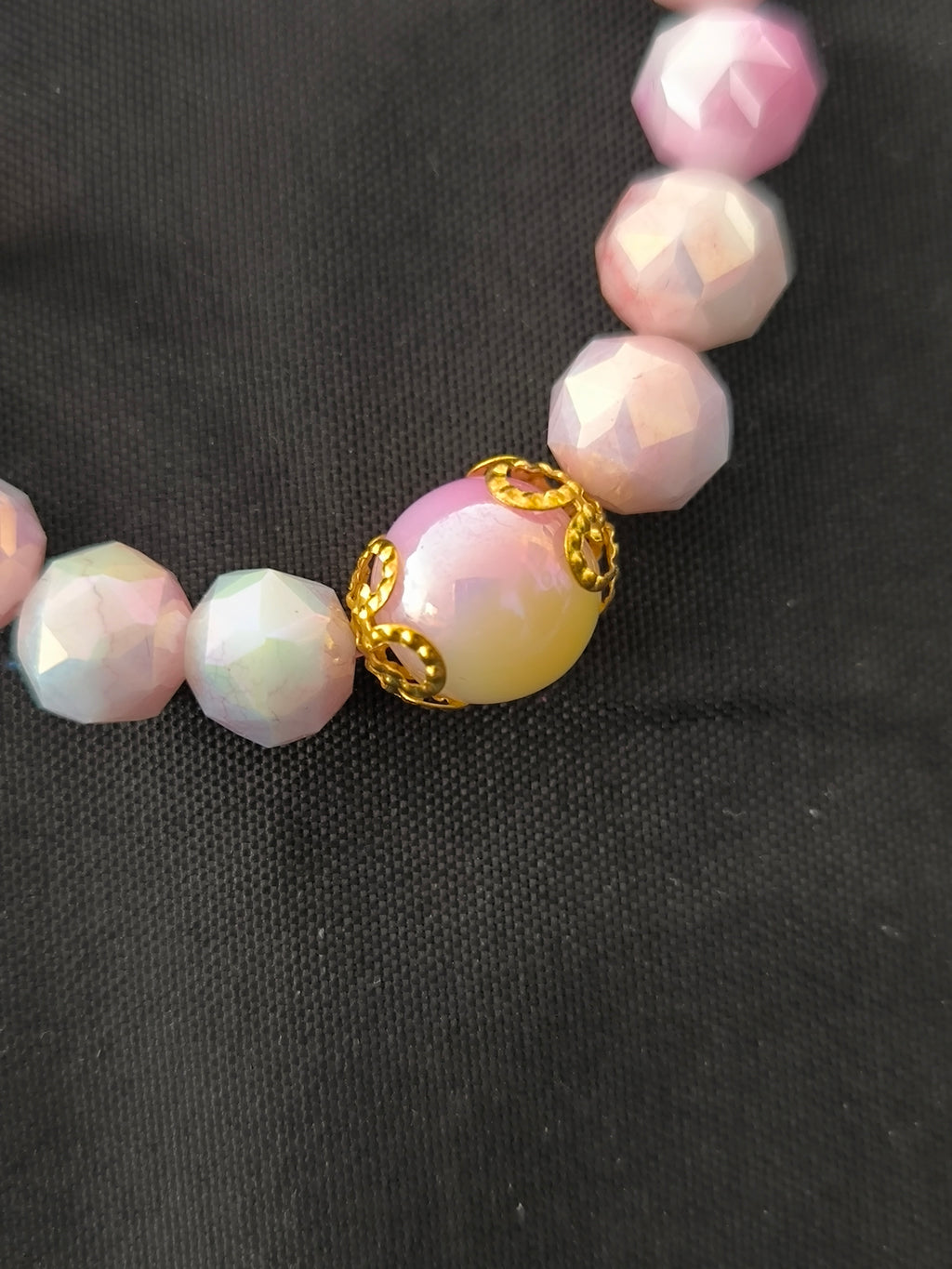 Bracelet enfant fait main – Bijou artisanal léger & doux | Les Créas de Steffy
