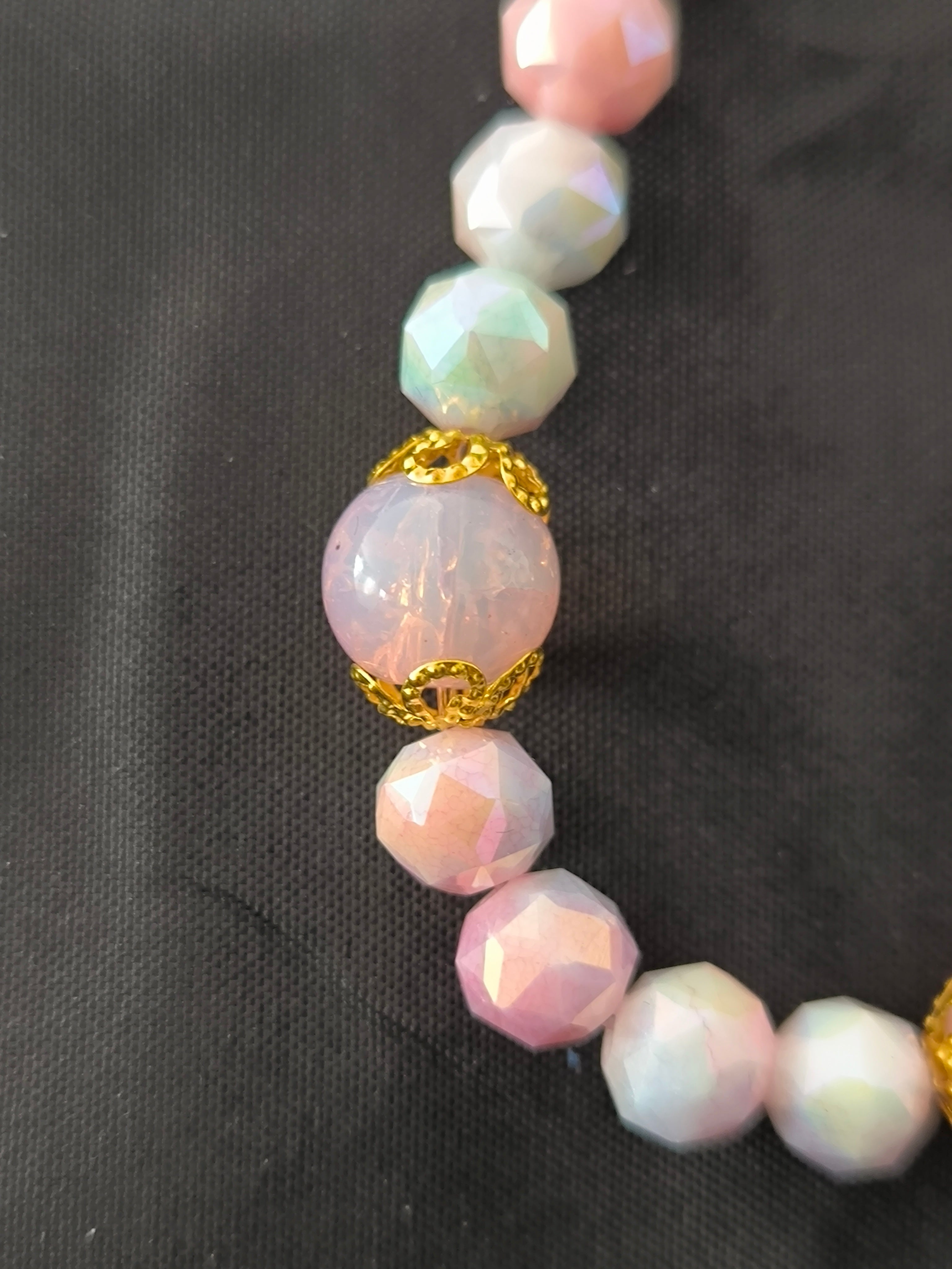 Bracelet enfant fait main – Bijou artisanal léger & doux | Les Créas de Steffy