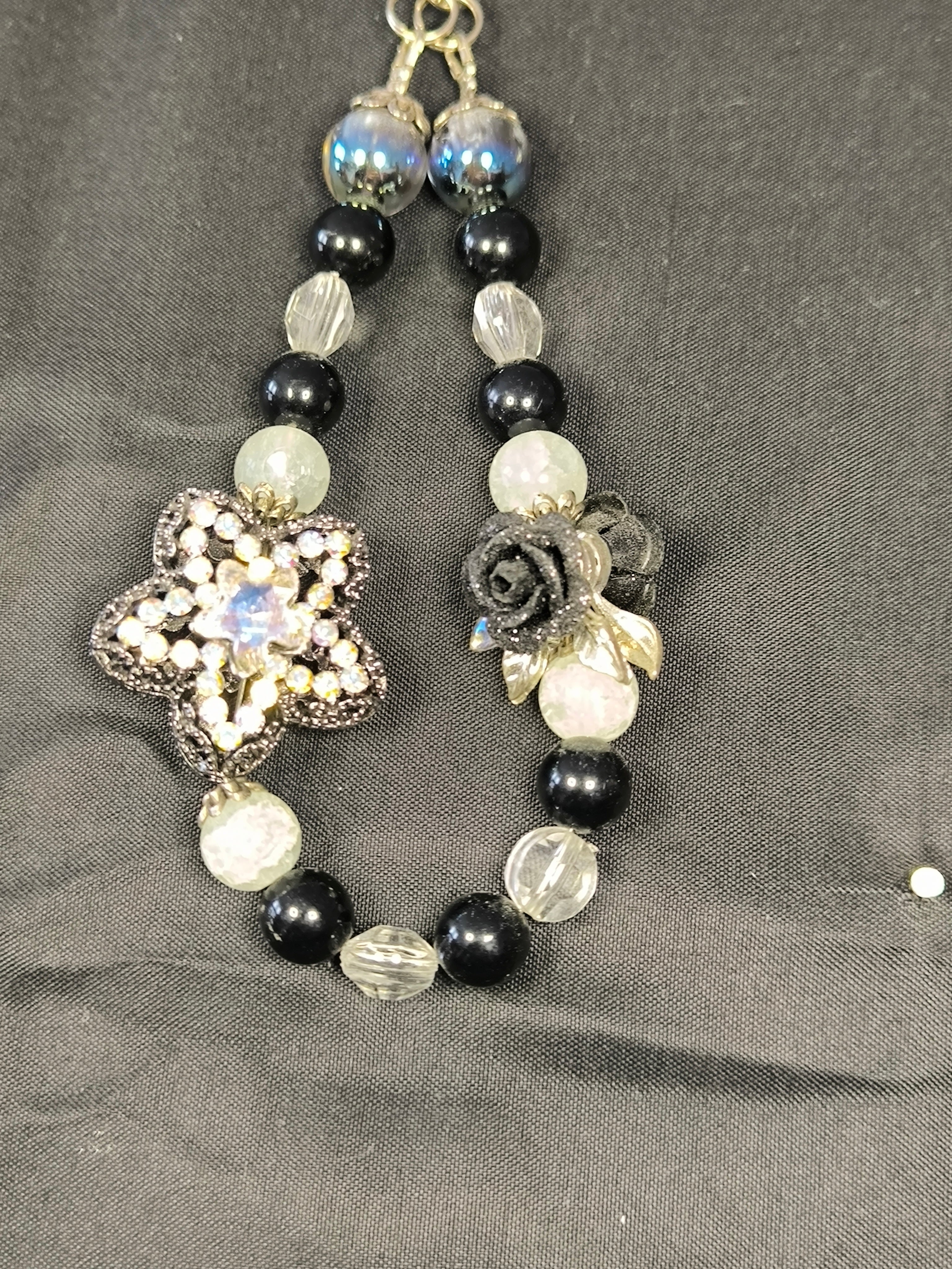 Porte-clés & bijou de téléphone fait main – Perles, Étoile & Rose