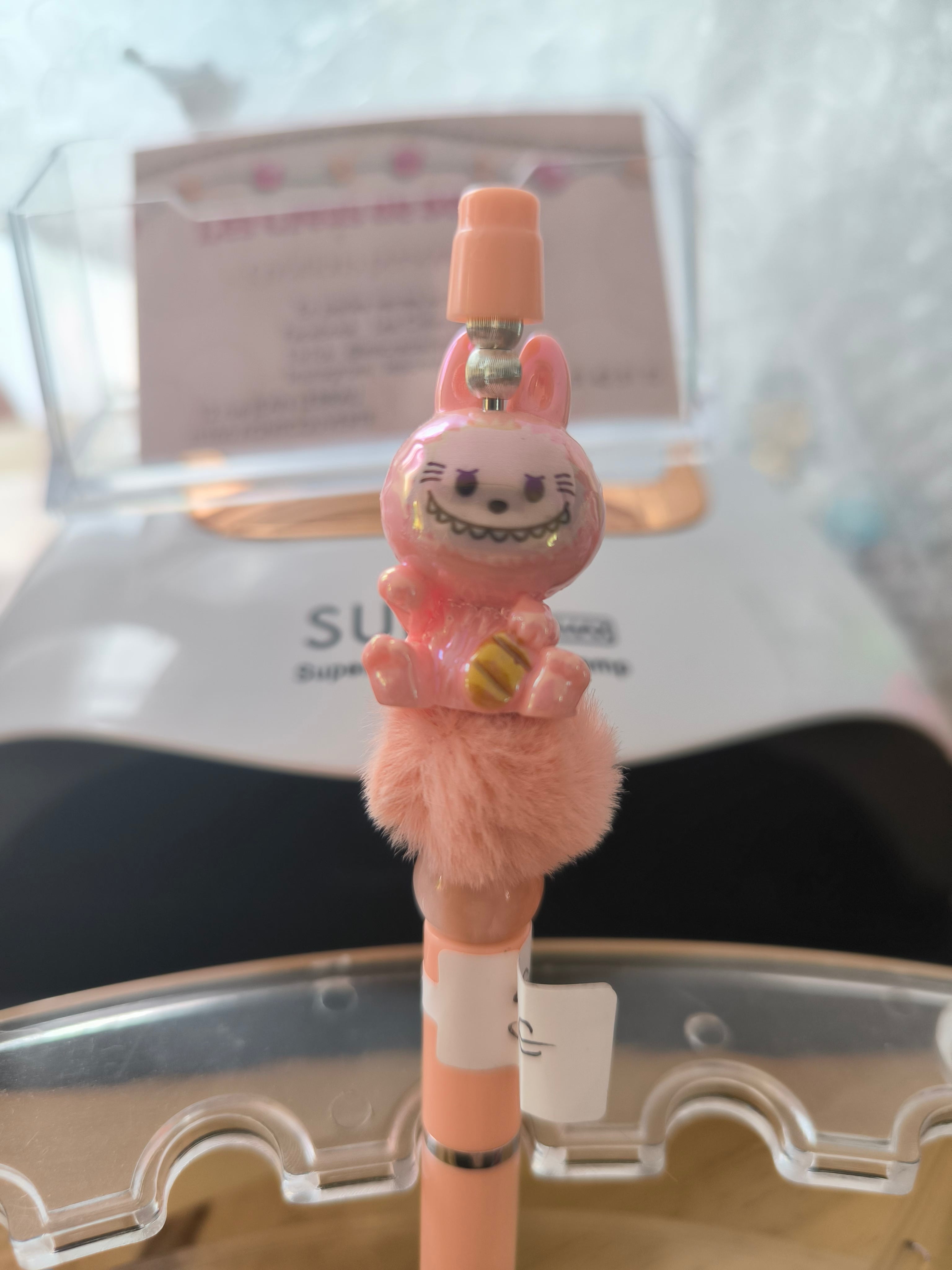 Stylo Labubu Fait Main – Déco Perles & Personnage Kawaii | Les Créas de Steffy