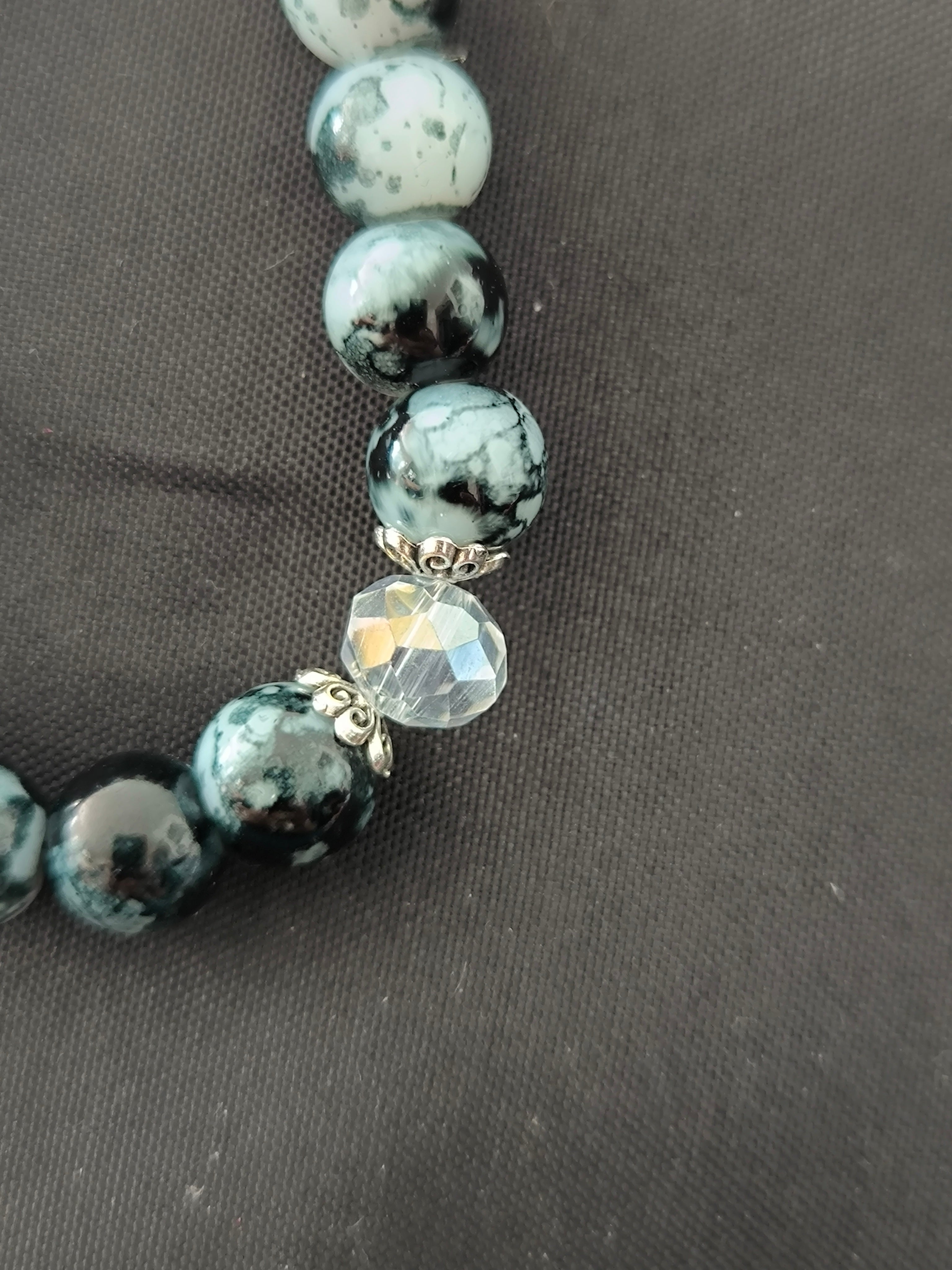 Bracelet Perles de Verre Grises & Déco Acier Inoxydable – Réglable Fait Main France