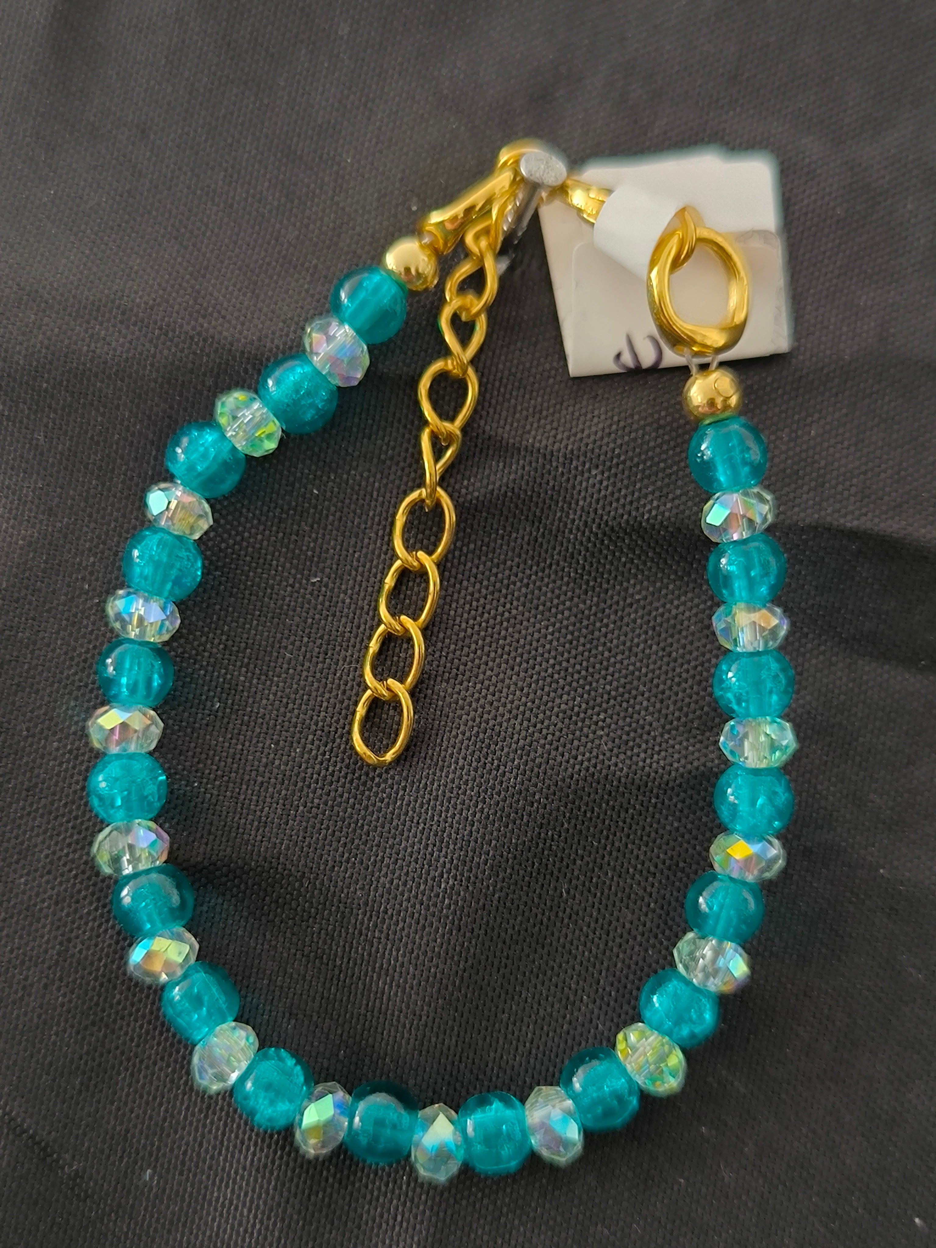 Bracelet enfant fait main – Bijou artisanal léger & doux | Les Créas de Steffy