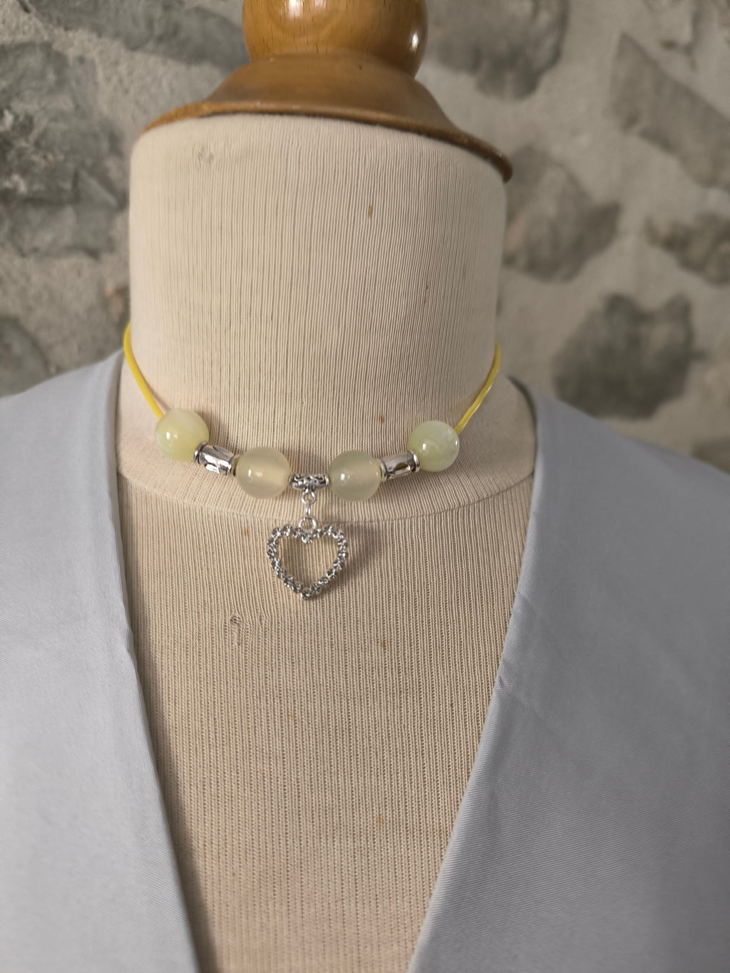 Collier ras de cou artisanal perles & pendentif – Fait main en France | Les Créas de Steffy
